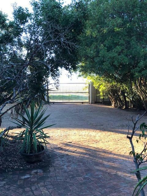 The Vineyard East Hotell Durbanville Eksteriør bilde